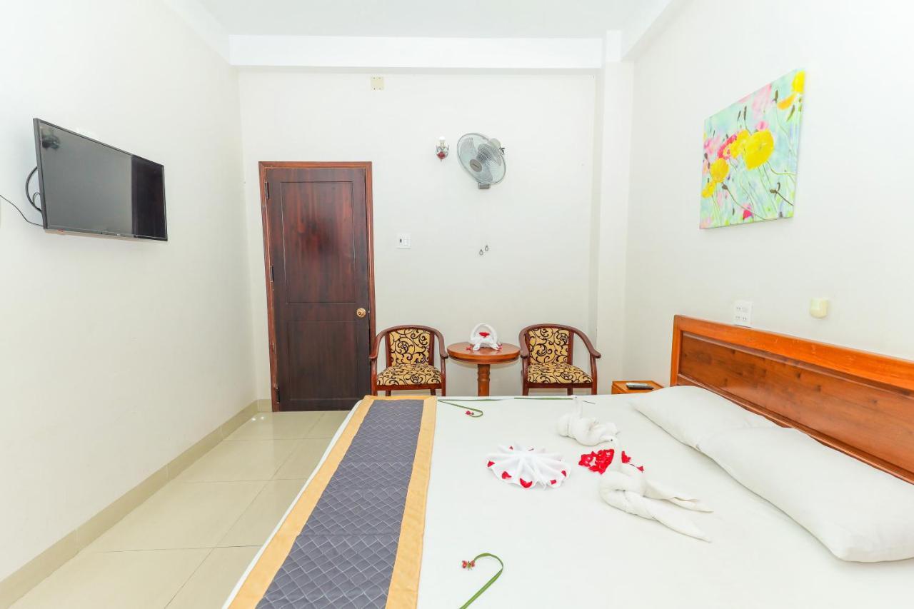 Khach San Ciao Quy Nhon Hotel Exterior photo