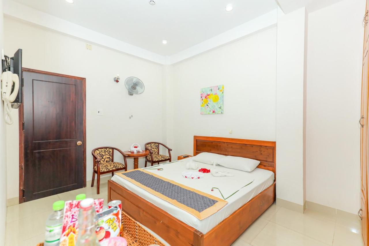 Khach San Ciao Quy Nhon Hotel Exterior photo