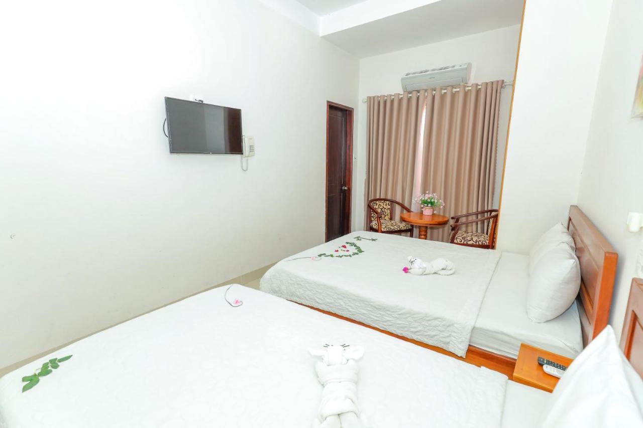 Khach San Ciao Quy Nhon Hotel Exterior photo